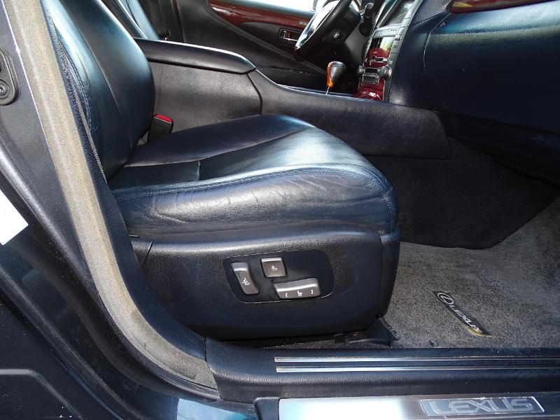 Lexus LS 460 Luxury Sedan 2009