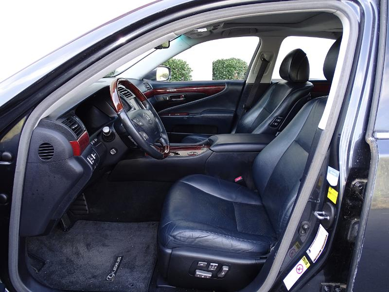 Lexus LS 460 Luxury Sedan 2009
