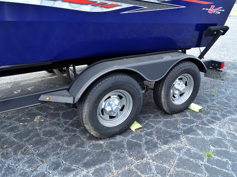 Tracker Pro Guide V-175  2021