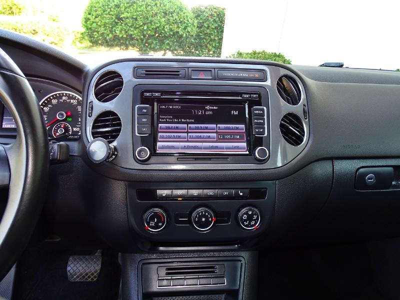 Volkswagen Tiguan  2015