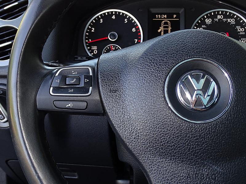 Volkswagen Tiguan  2015