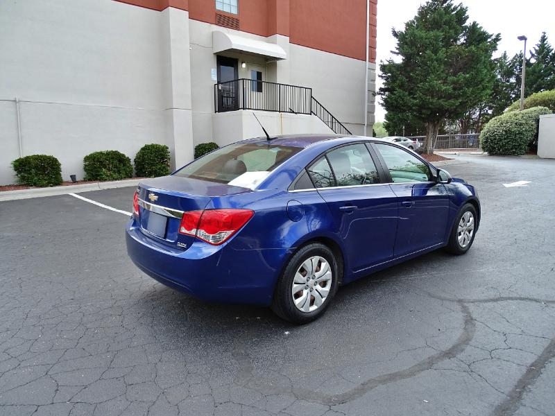 Chevrolet Cruze 2LT Auto 2012