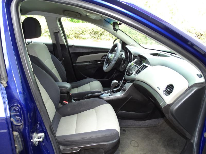 Chevrolet Cruze 2LT Auto 2012