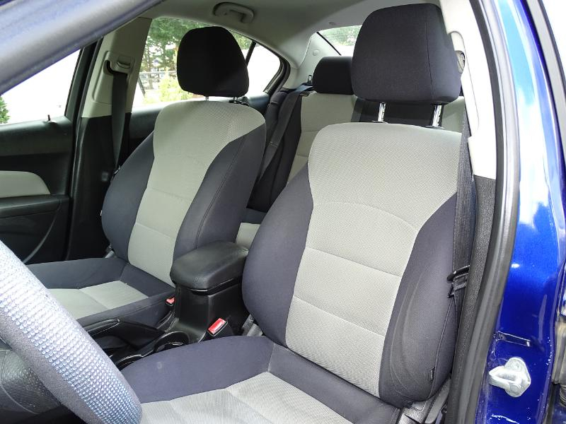 Chevrolet Cruze 2LT Auto 2012