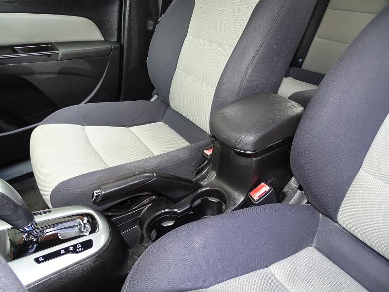 Chevrolet Cruze 2LT Auto 2012