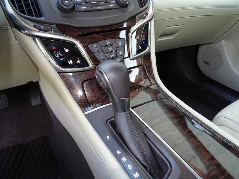 Buick LaCrosse Premium Package 1, w/Leather 2016