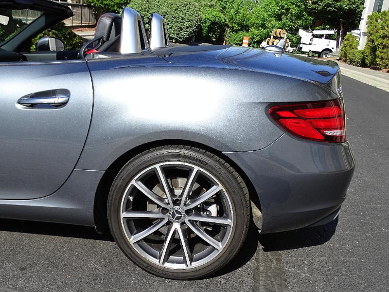 Mercedes-Benz SLC-Class  2018