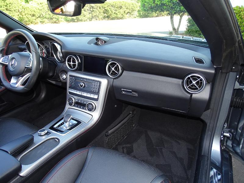 Mercedes-Benz SLC-Class  2018