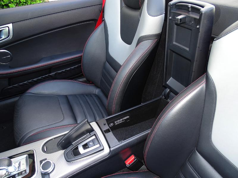 Mercedes-Benz SLC-Class  2018