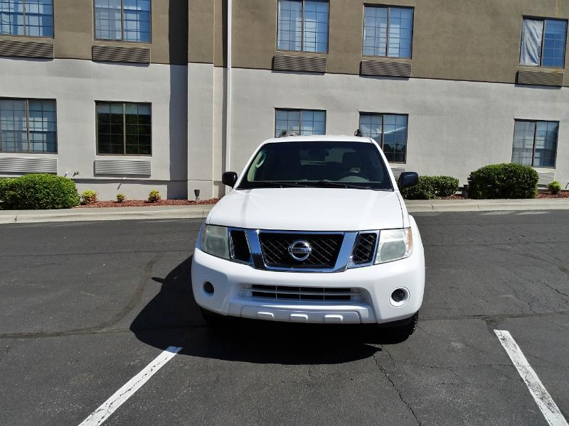 Nissan Pathfinder  2009