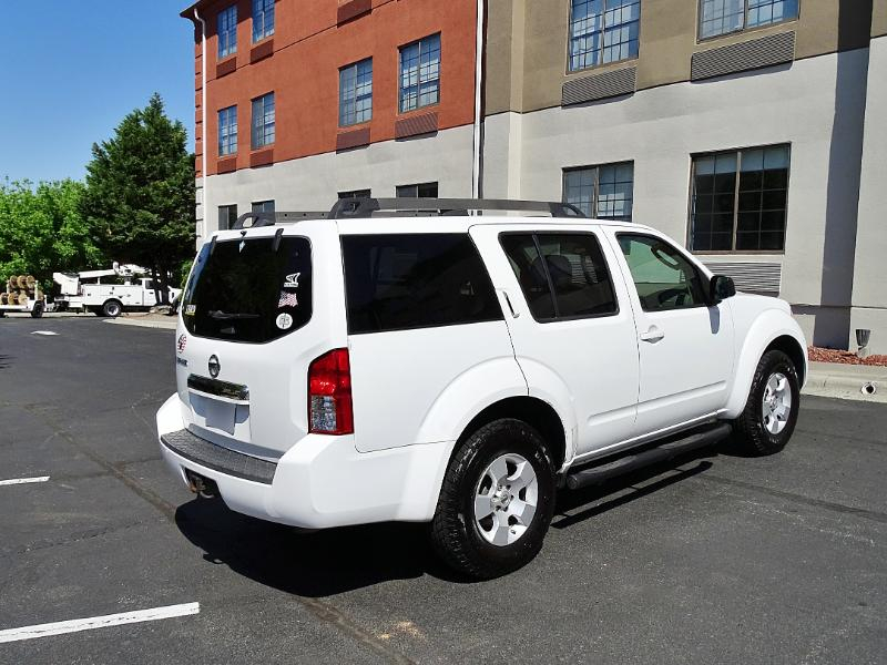 Nissan Pathfinder  2009