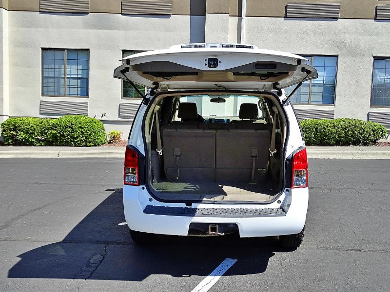 Nissan Pathfinder  2009