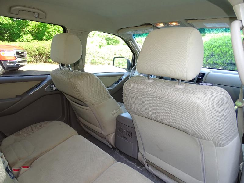 Nissan Pathfinder  2009