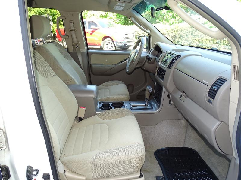 Nissan Pathfinder  2009
