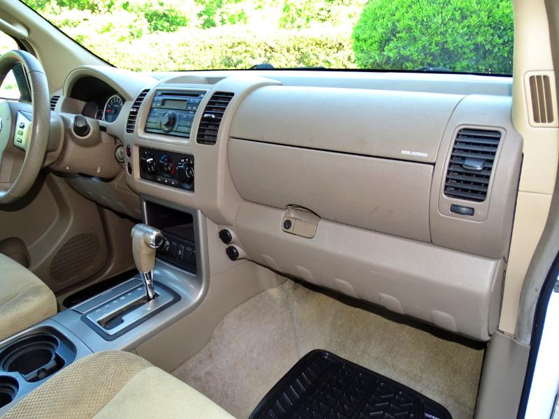 Nissan Pathfinder  2009