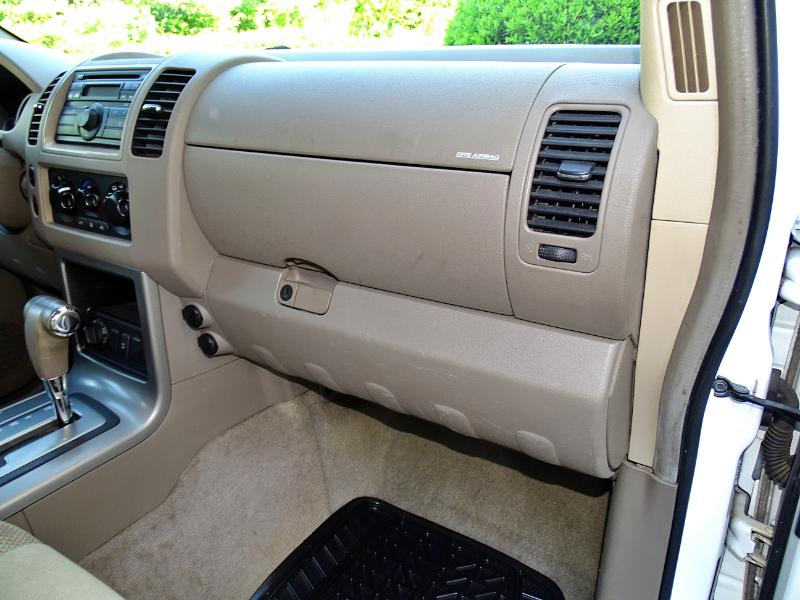 Nissan Pathfinder  2009