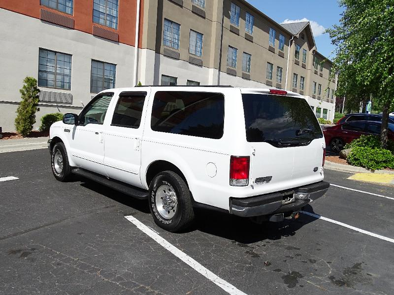 Ford Excursion XLT 2WD 2000