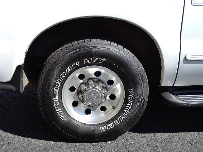 Ford Excursion XLT 2WD 2000