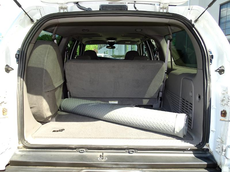 Ford Excursion XLT 2WD 2000