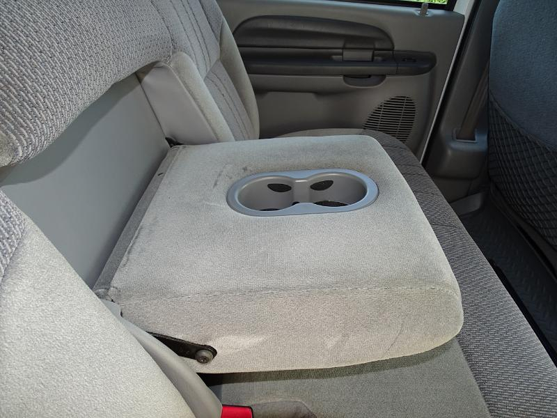 Ford Excursion XLT 2WD 2000