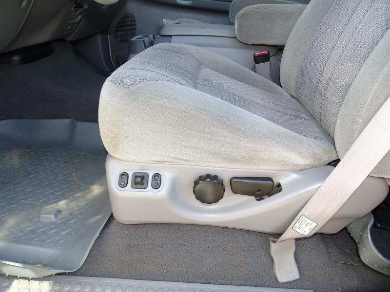 Ford Excursion XLT 2WD 2000