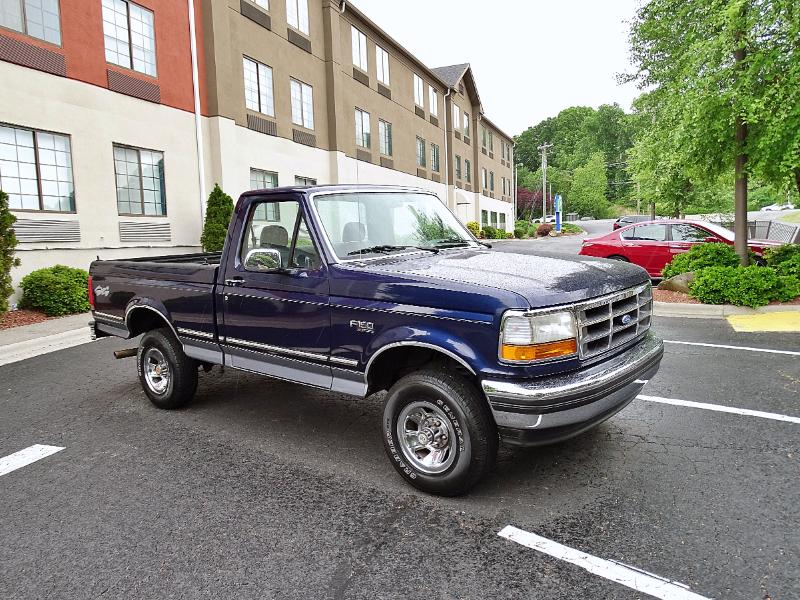Ford F-150 XL Reg. Cab Short Bed 4WD 1994