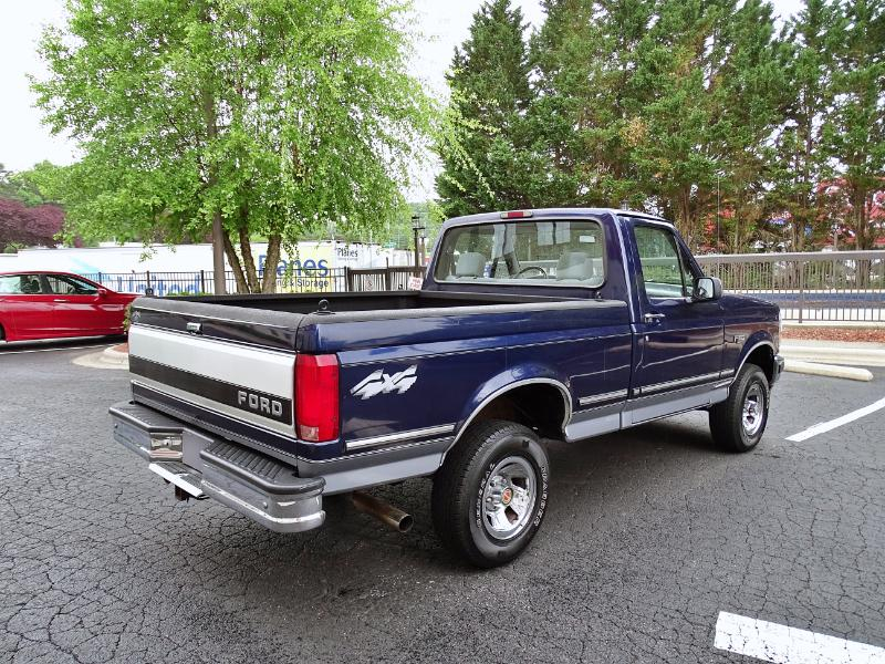 Ford F-150 XL Reg. Cab Short Bed 4WD 1994