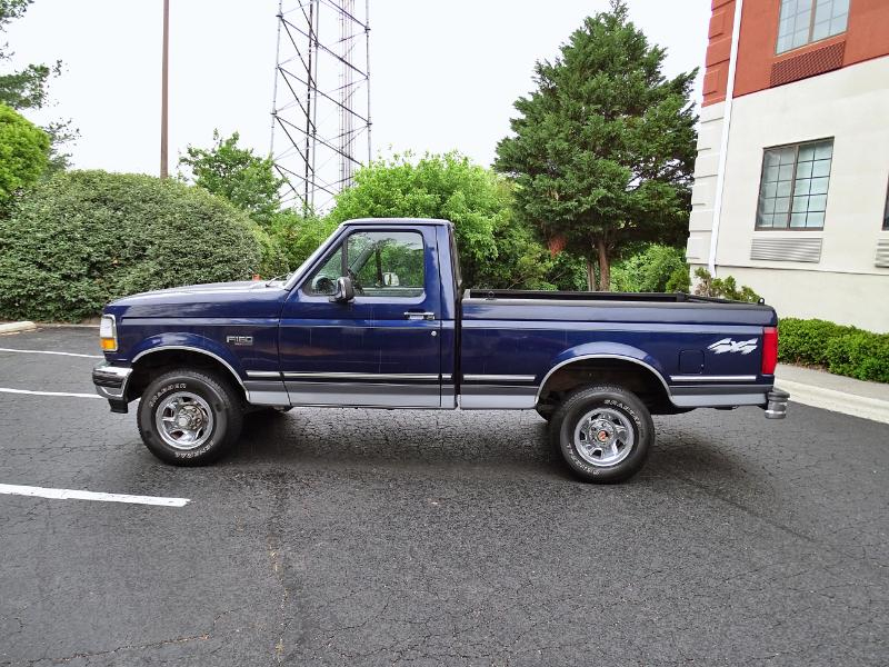 Ford F-150 XL Reg. Cab Short Bed 4WD 1994