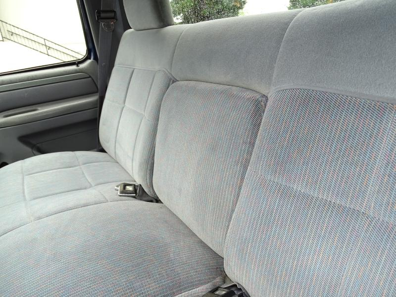 Ford F-150 XL Reg. Cab Short Bed 4WD 1994