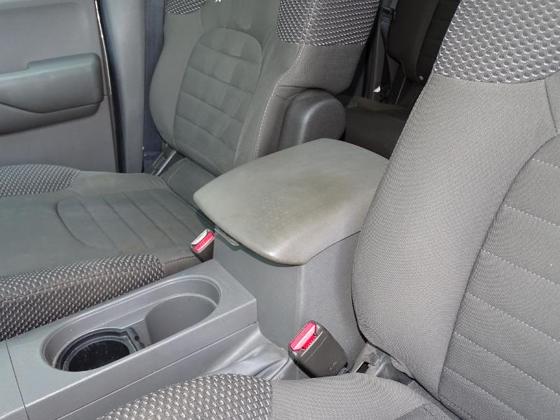 Nissan Frontier SV Crew Cab 2WD 2012