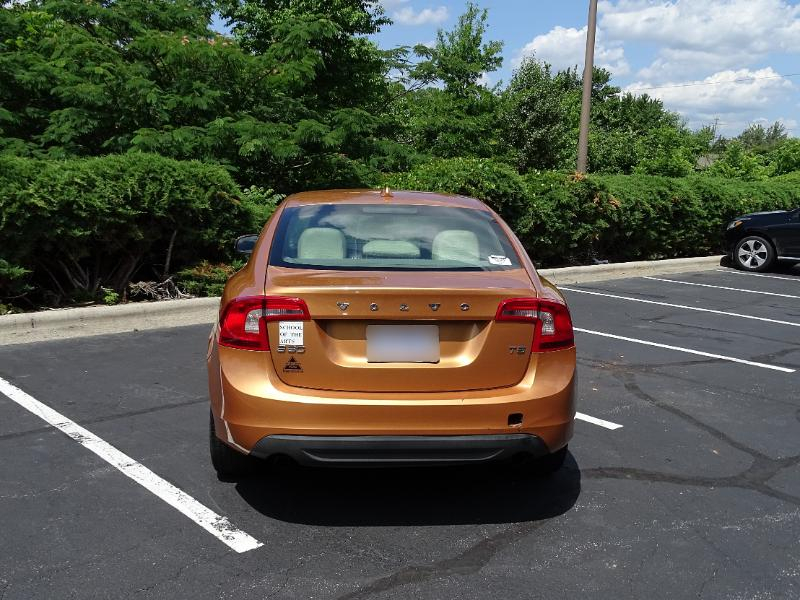 Volvo S60 T5 2012