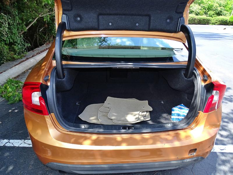 Volvo S60 T5 2012