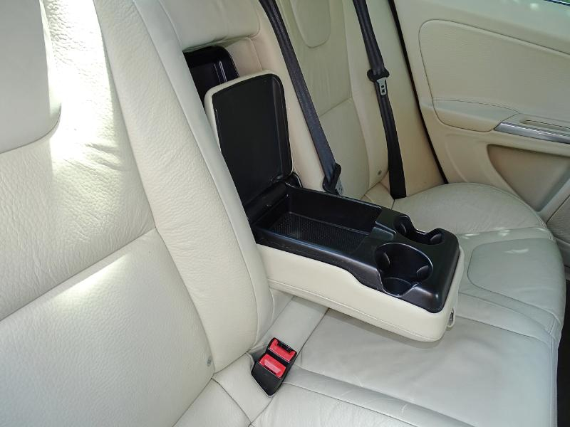 Volvo S60 T5 2012