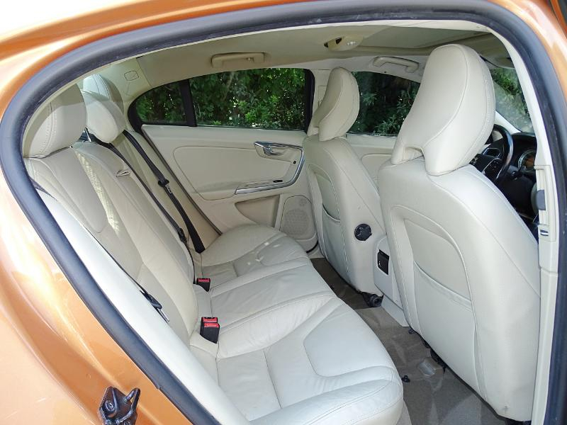Volvo S60 T5 2012