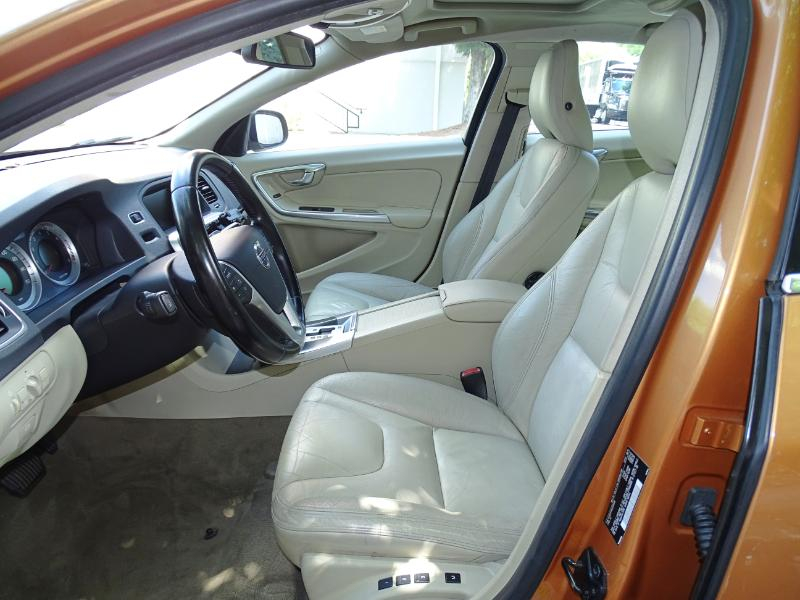 Volvo S60 T5 2012