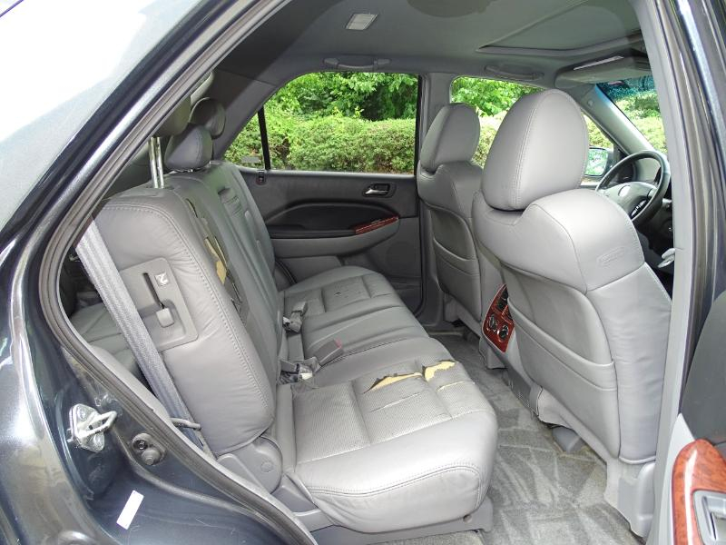 Acura MDX Touring with Navigation System 2004