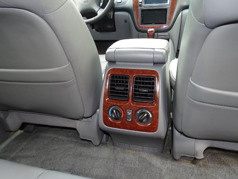 Acura MDX Touring with Navigation System 2004