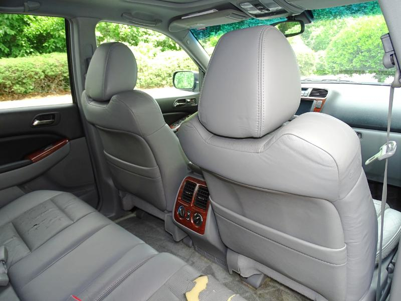 Acura MDX Touring with Navigation System 2004