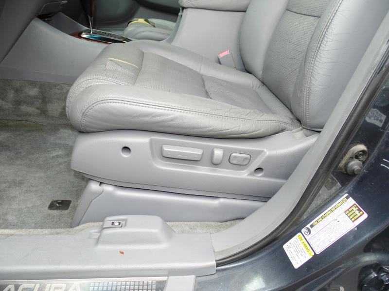 Acura MDX Touring with Navigation System 2004