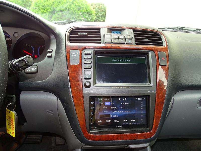 Acura MDX Touring with Navigation System 2004