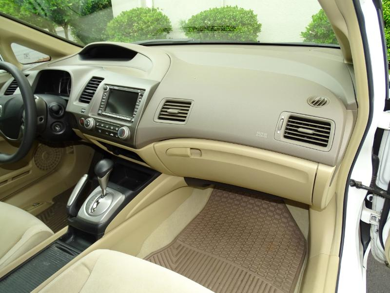 Honda Civic EX Sedan AT with Navigation 2006