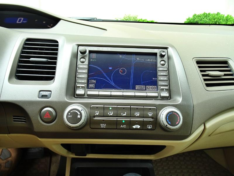 Honda Civic EX Sedan AT with Navigation 2006