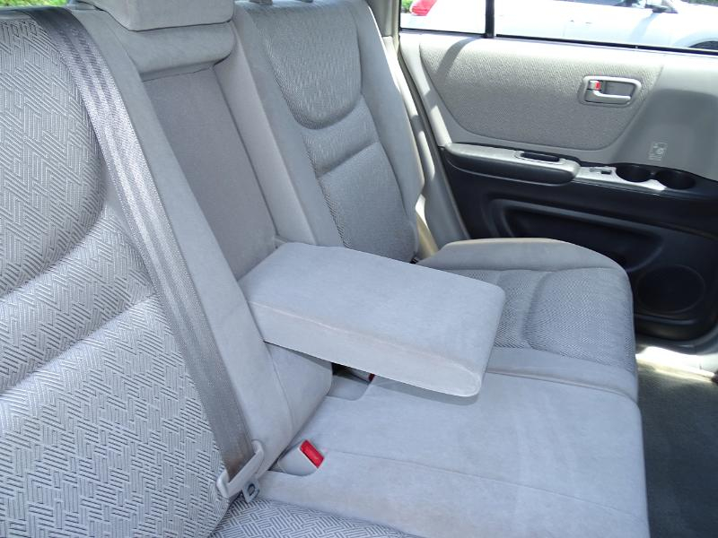 Toyota Highlander 2WD 2003