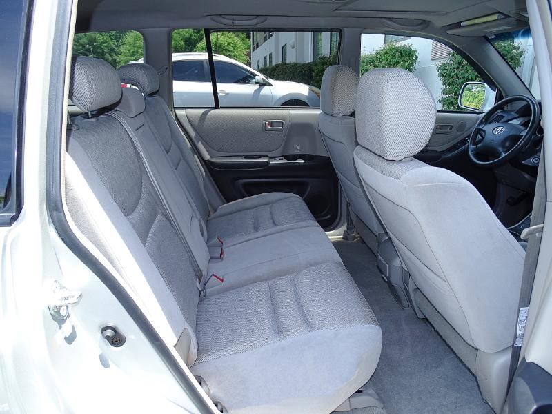 Toyota Highlander 2WD 2003