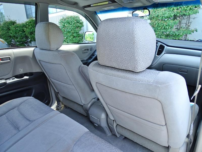 Toyota Highlander 2WD 2003