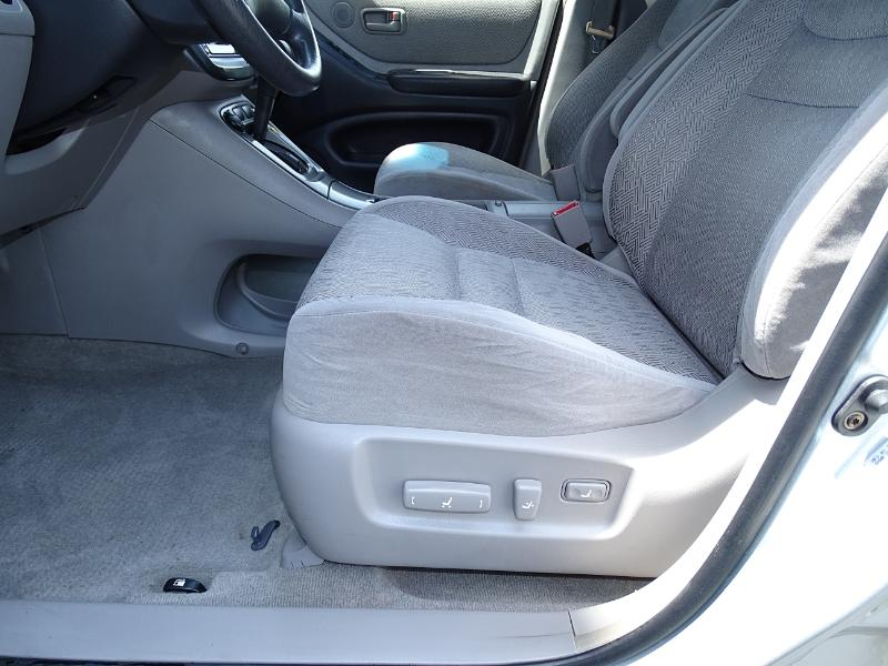 Toyota Highlander 2WD 2003