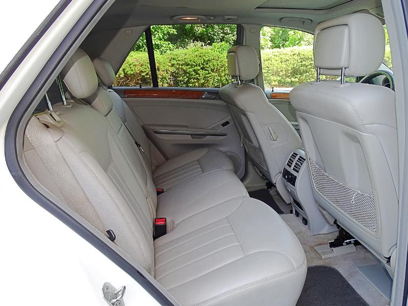 Mercedes-Benz M-Class ML350 2006