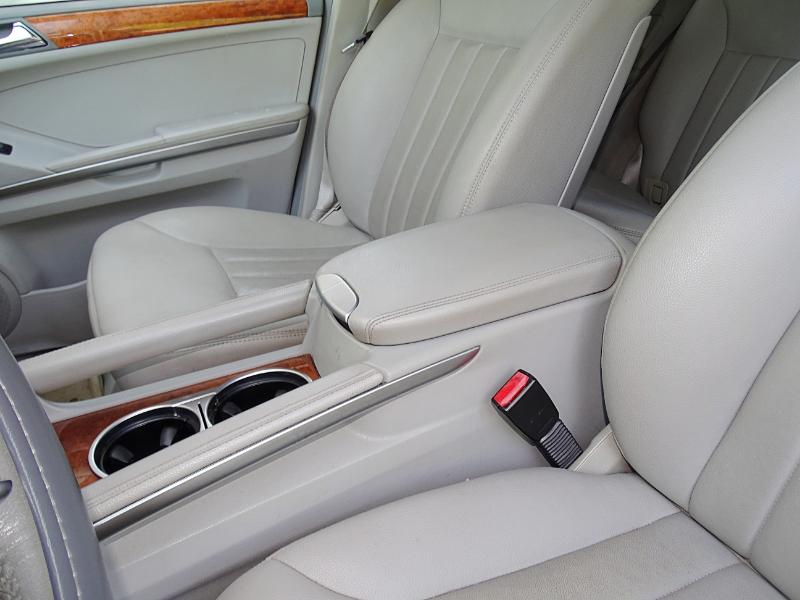 Mercedes-Benz M-Class ML350 2006