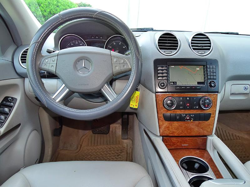 Mercedes-Benz M-Class ML350 2006