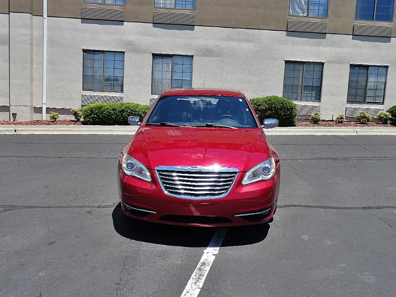 Chrysler 200 Limited 2011